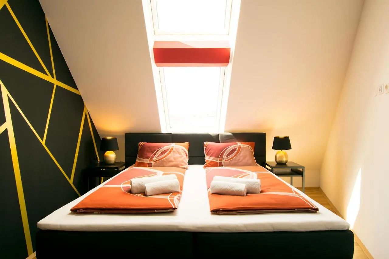 Premium Apartment Naschmarkt Vienna